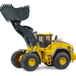 VOLVO WHEEEL LOADER